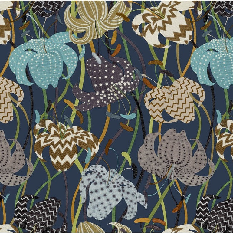 Kravet Couture Wallpaper W3625.650 Lilium